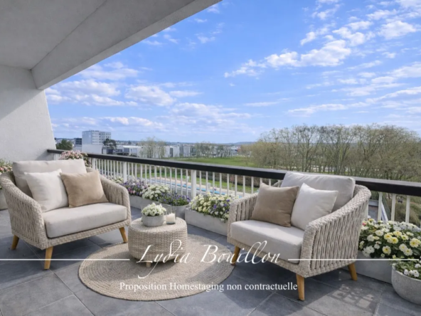 Appartement 2 pièces à Cergy avec grand balcon et potentiel de rénovation