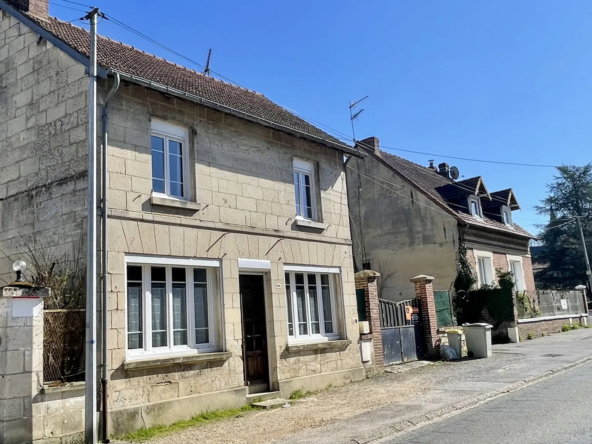 Belle maison familiale rénovée avec 3 chambres à Carlepont près de Compiègne