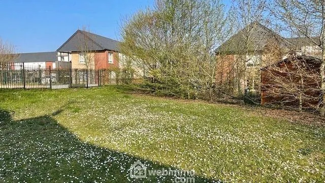 Maison récente 79 m² avec jardin et garage à Noyon 