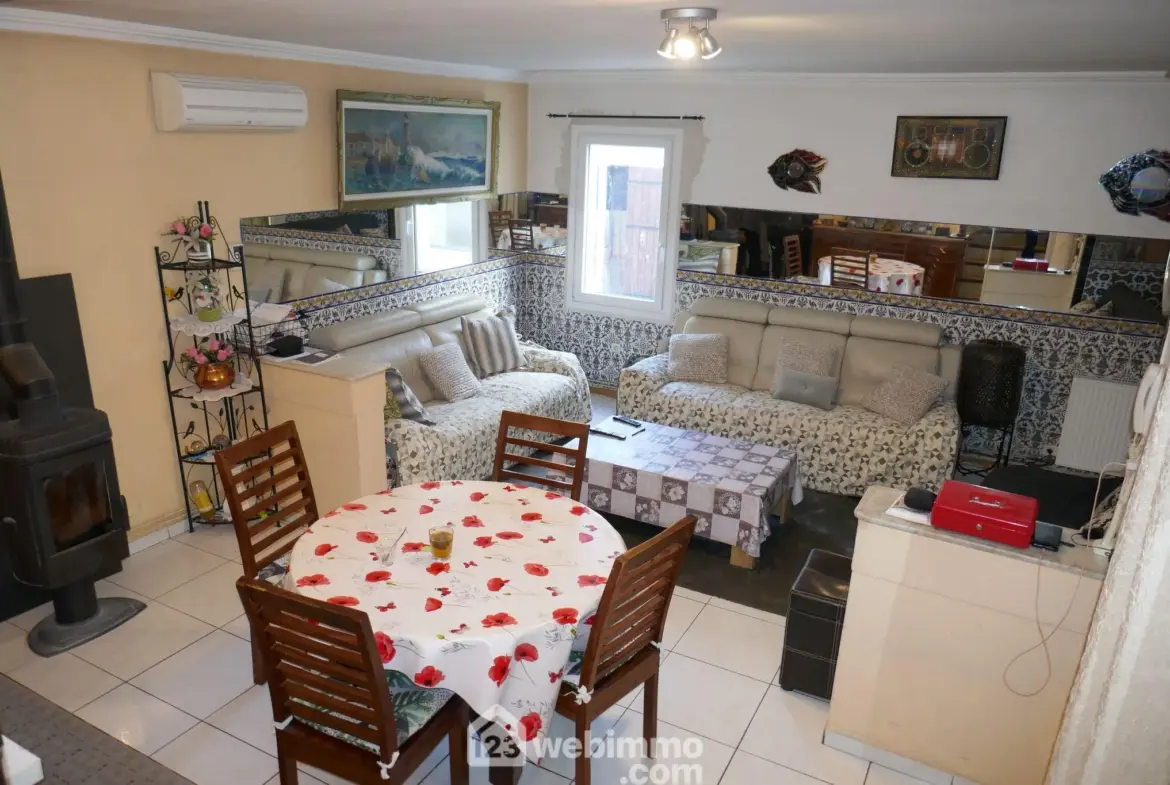 Grande maison à rénover à Avignon avec dépendances et fort potentiel 