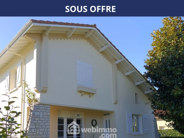 Maison à Hagetmau de 154 m² avec jardin et garage, idéale pour famille
