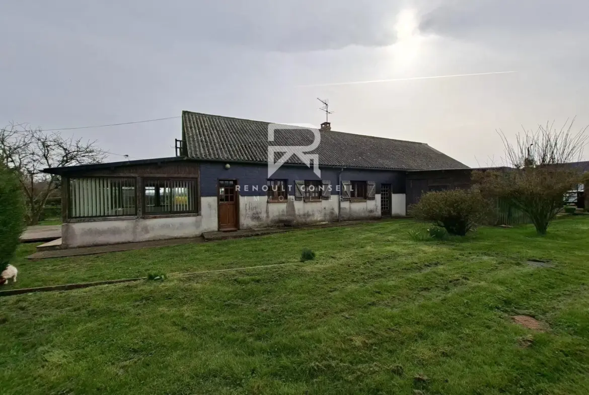 Maison Normande à rafraîchir à Mesnil-en-Ouche, secteur calme, potentiel grand confort 