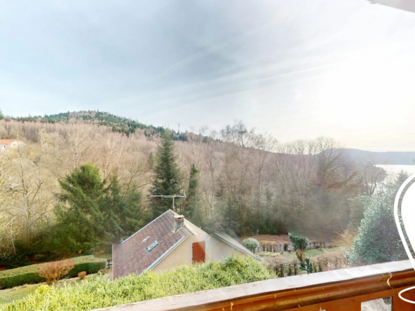 Maison individuelle à Pierre-Percée avec vue panoramique sur lac et château