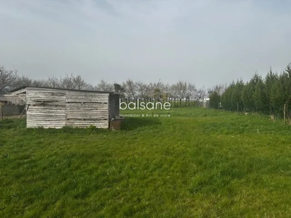 Terrain à bâtir de 1100 m² à Elbeuf, proche Le Neubourg et Louviers