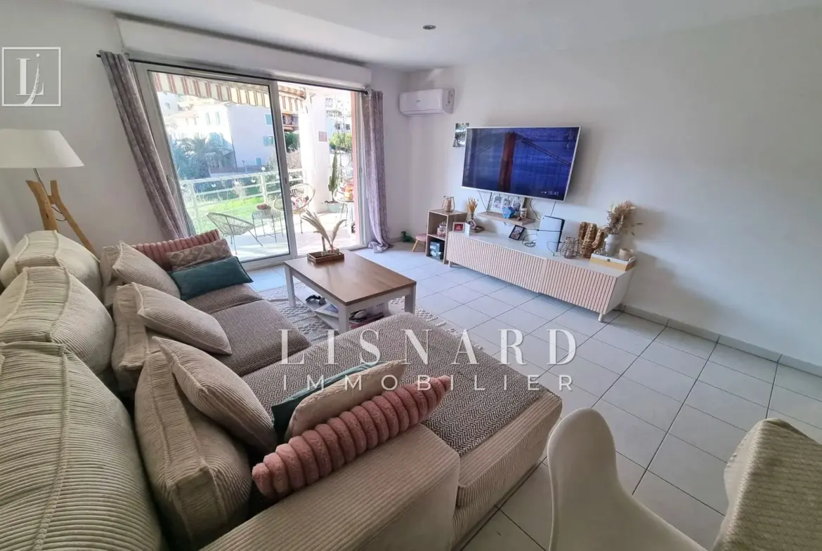 Appartement 3 pièces avec balcon, cave et parking à Vallauris - Calme et proximité commerces 
