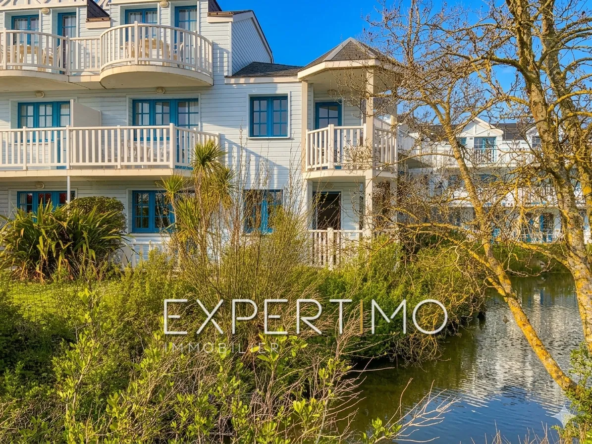 Appartement T3 à Bourgenay, résidence rénovée, environ 37 m², avec jardin et vue lac