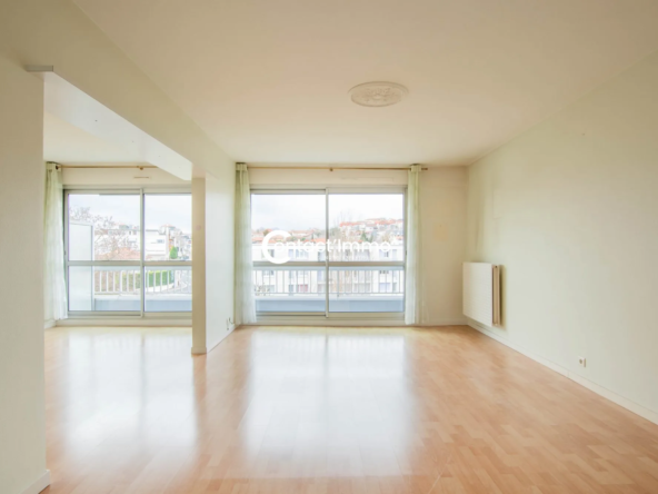 Vente d'un appartement T3 avec balcon, parking et ascenseur à Cournon-d'Auvergne