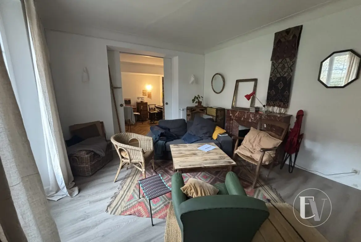 Salon Maison à vendre à Lannemezan avec deux logements et fort potentiel 