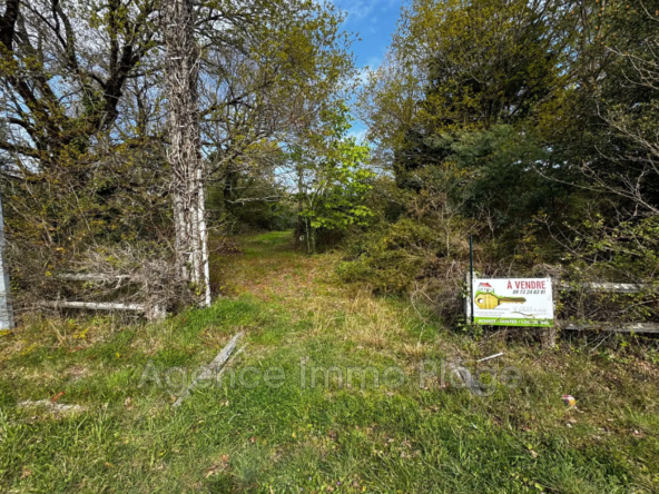 Terrain constructible à vendre à Grayan-et-l'Hôpital, secteur Daugagnan