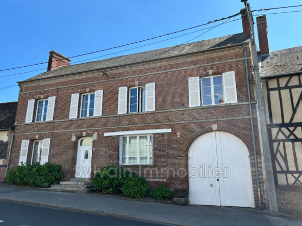Maison ancienne rénovée à vendre à Milly-sur-Thérain avec grand terrain