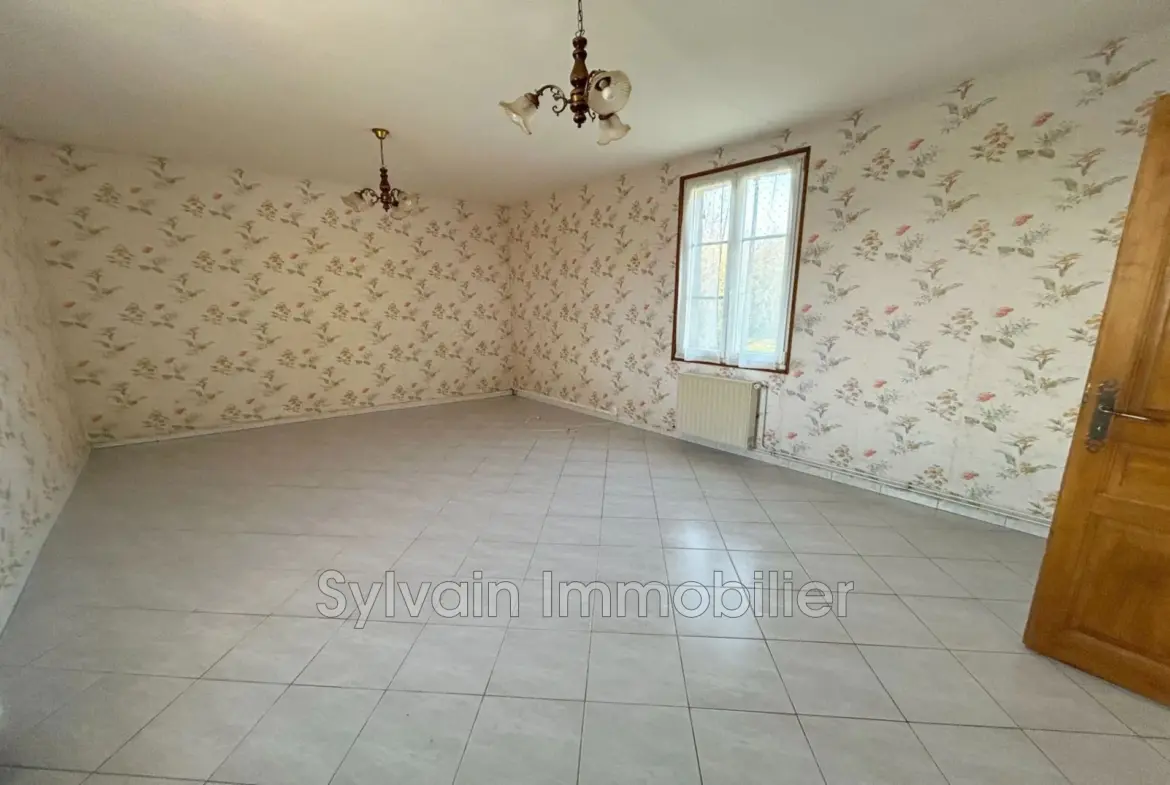 Charmante maison ancienne avec dépendances et terrain à Formerie 