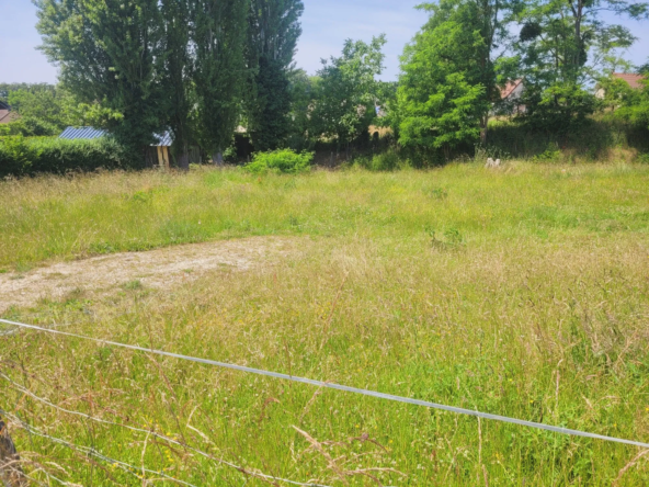 Terrain à bâtir de 678 m² à La Haye-Malherbe - Environnement calme et vue imprenable