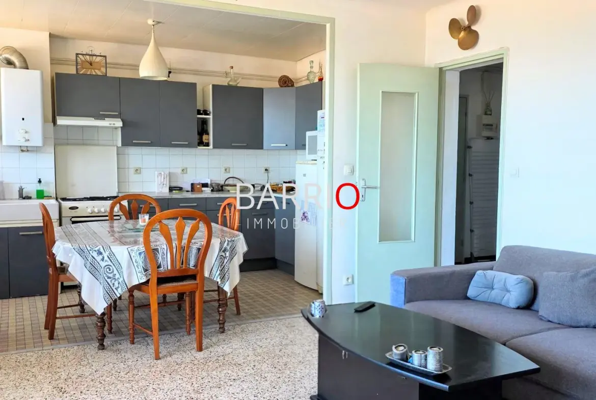 Appartement de 75 m² avec balcon et vue mer à Cerbère 