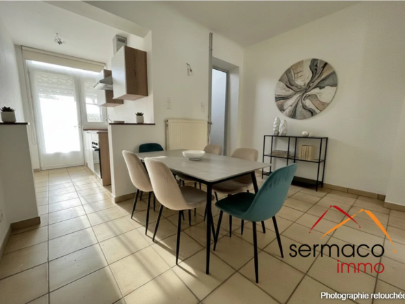 Maison de ville rénovée avec jardin privatif à vendre à Sarreguemines