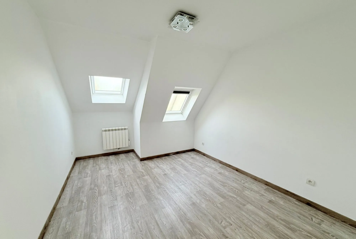 Charmant duplex T3 de 66m² à Lingolsheim avec balcon et garage 
