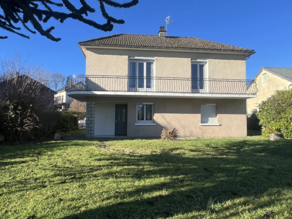 Maison individuelle 5 pièces à Mauriac avec jardin et garage – 101 m²