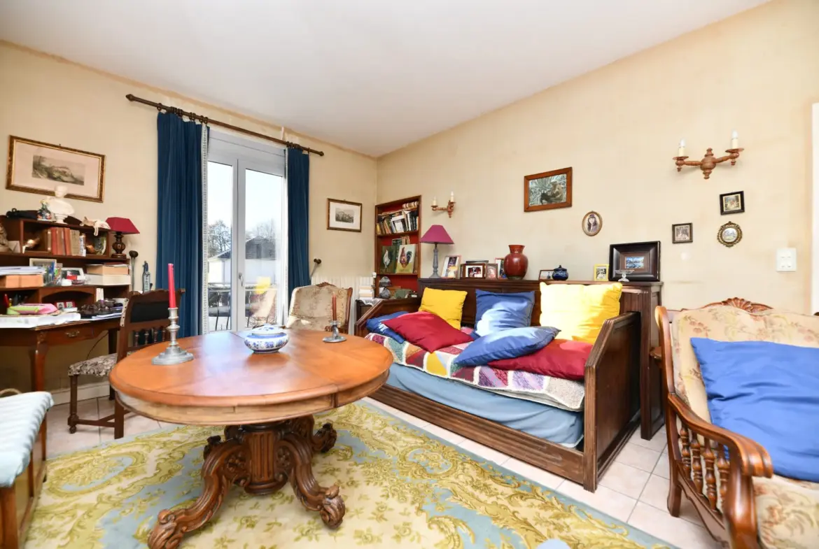 Maison individuelle 5 pièces à Mauriac avec jardin et garage – 101 m² 