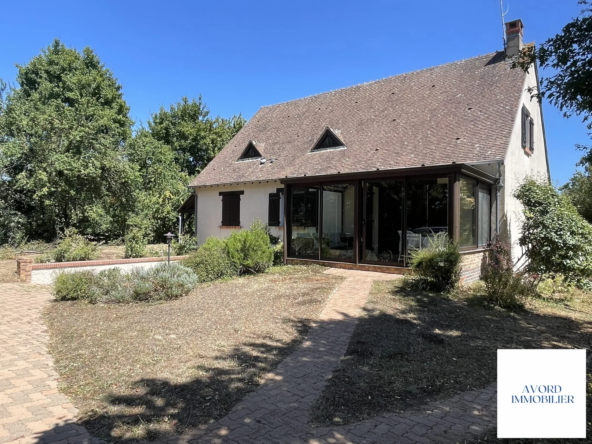 Maison à vendre à Cornusse avec grand jardin et véranda de 15 m²