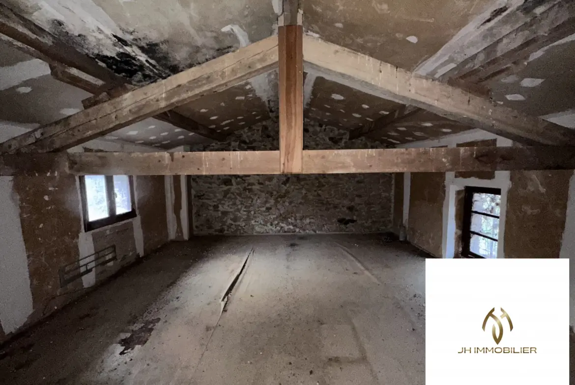 Maison à vendre à Laguépie - 100 m² à rénover avec garage 