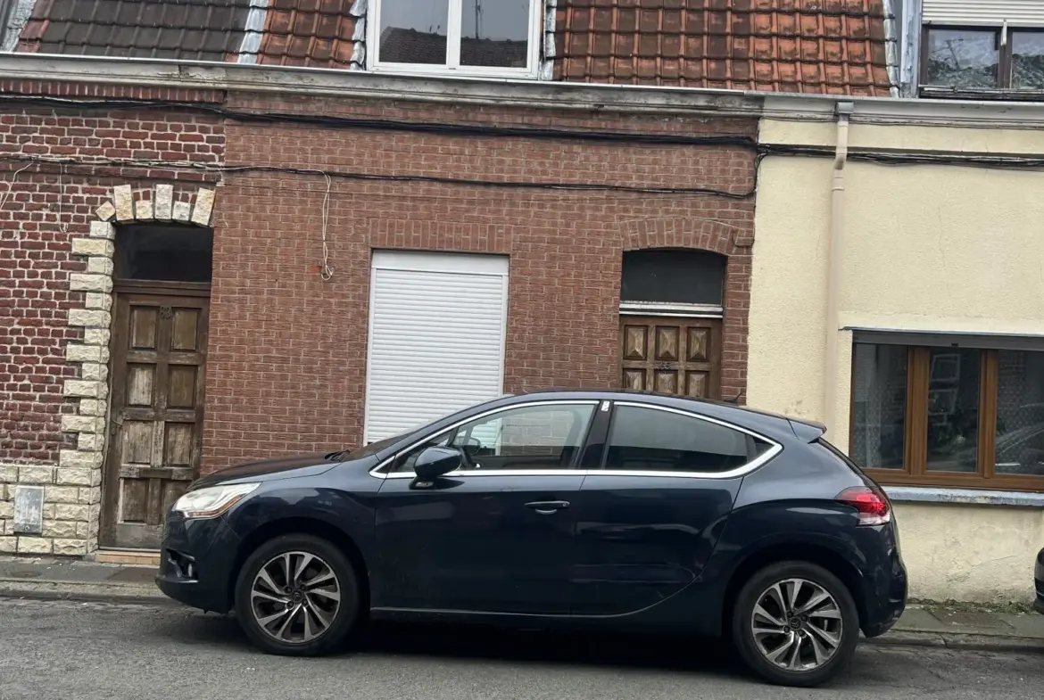 Maison à rénover de 80 m² à Roubaix - Opportunité à saisir 