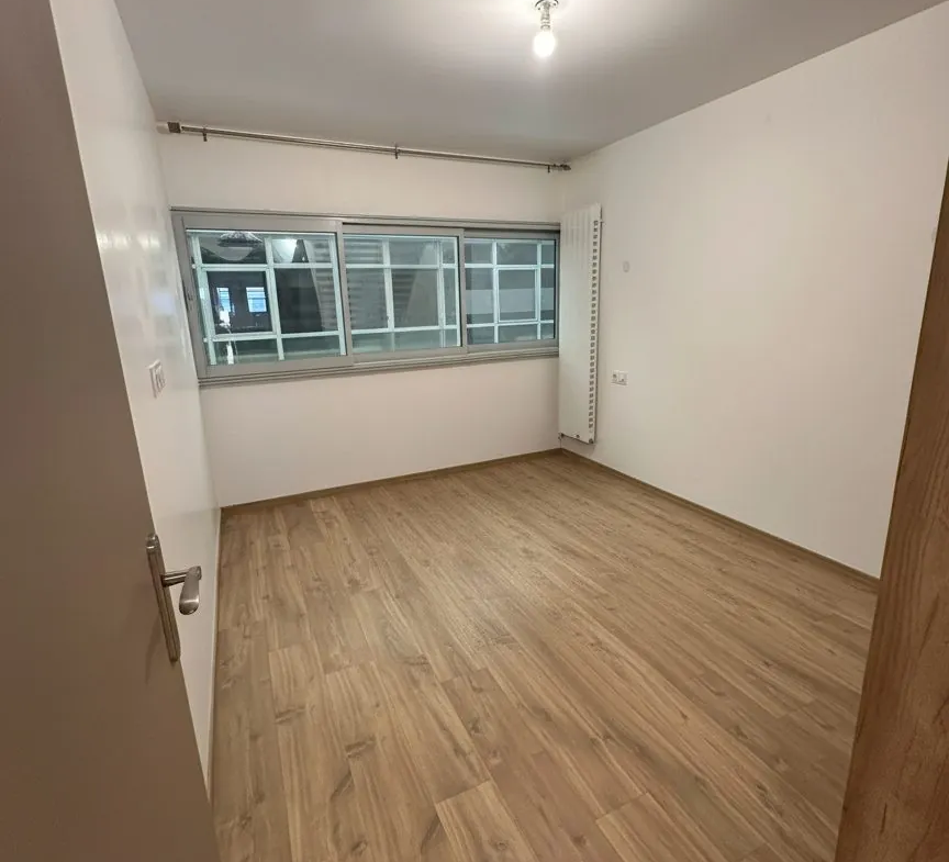 Local commercial à vendre à Annemasse, 54 m² entièrement rénové, emplacement stratégique 