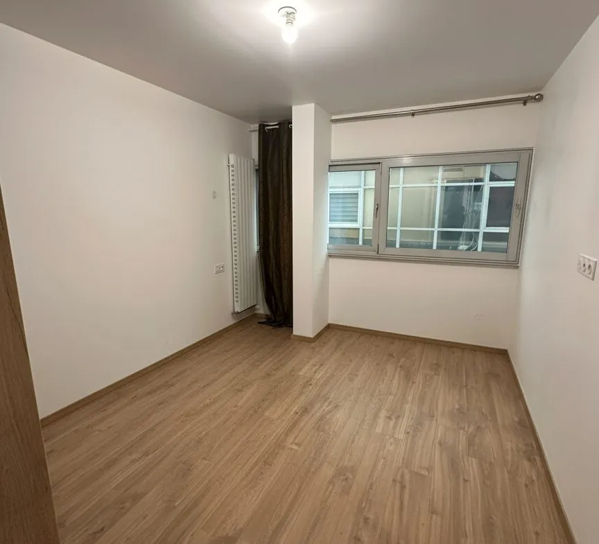 Local commercial à vendre à Annemasse, 54 m² entièrement rénové, emplacement stratégique 