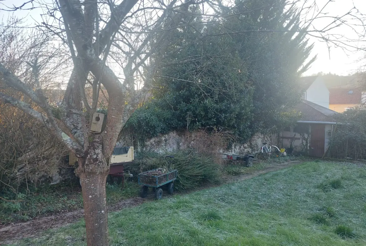 Jardin Maison indépendante à SABLONNIÈRES avec fort potentiel et financement partiel 