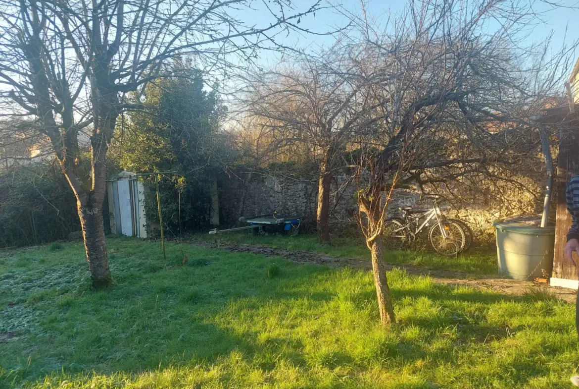 Jardin Maison indépendante à SABLONNIÈRES avec fort potentiel et financement partiel 