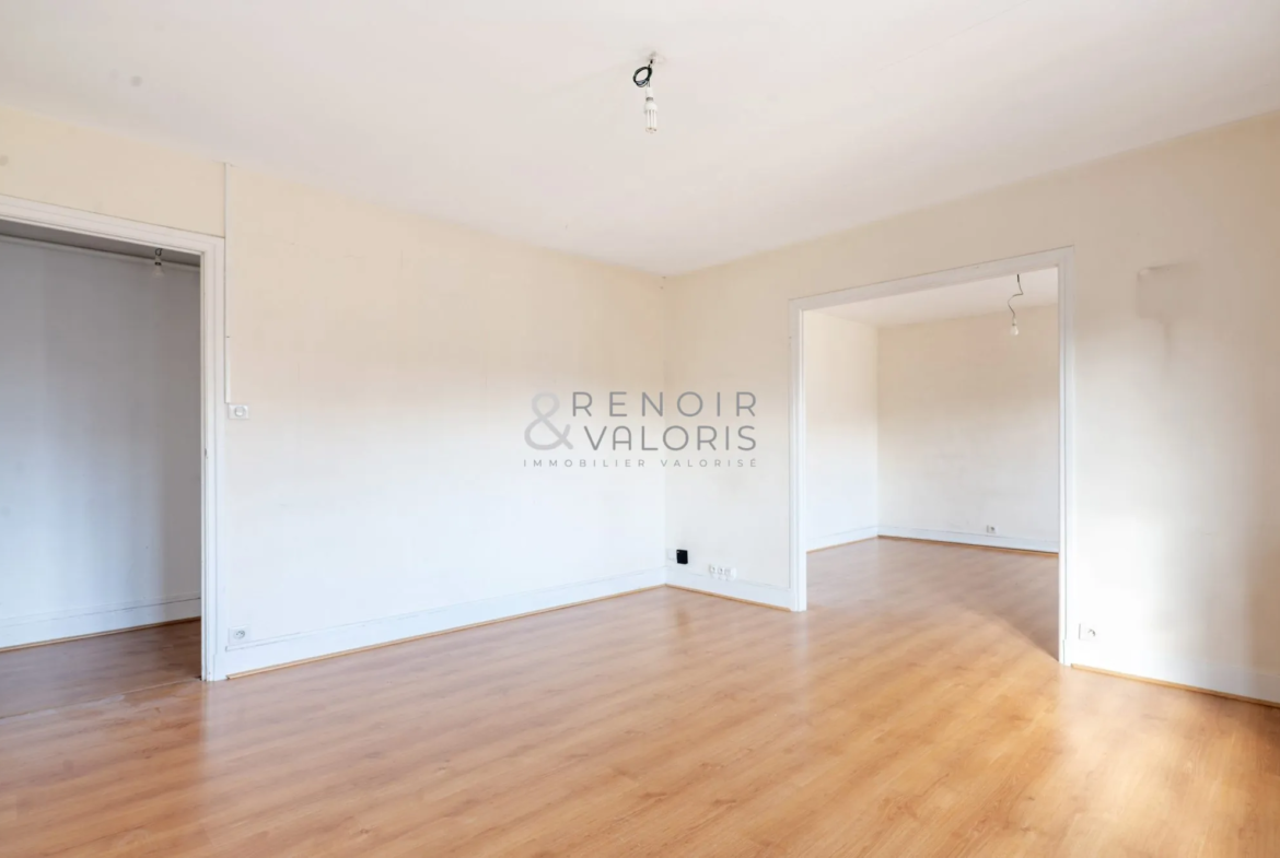 Bel appartement de 4 pièces avec 2 chambres à Nancy - Dernier étage 