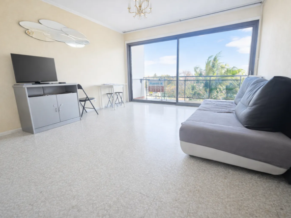 Bel appartement T2 de 54m² avec terrasse, parking et cave à Montpellier Cémentville
