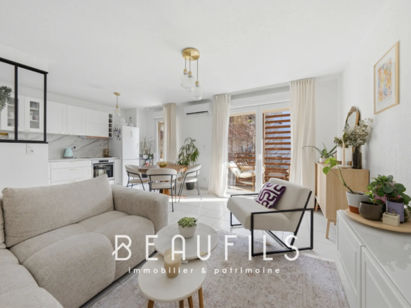 Appartement T3 rénové avec terrasse et stationnement à Baillargues près de Montpellier