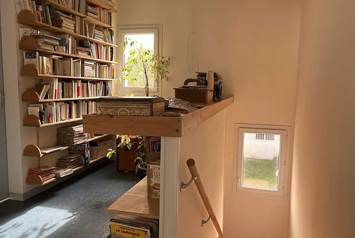 Maison familiale avec atelier de 170 m² à Angers Bannais 