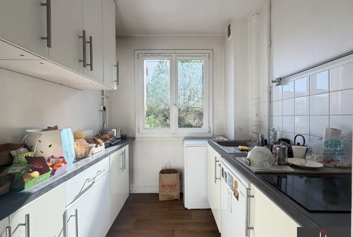 Appartement 2 pièces loué de 38m² à Saint-Maur-des-Fossés 
