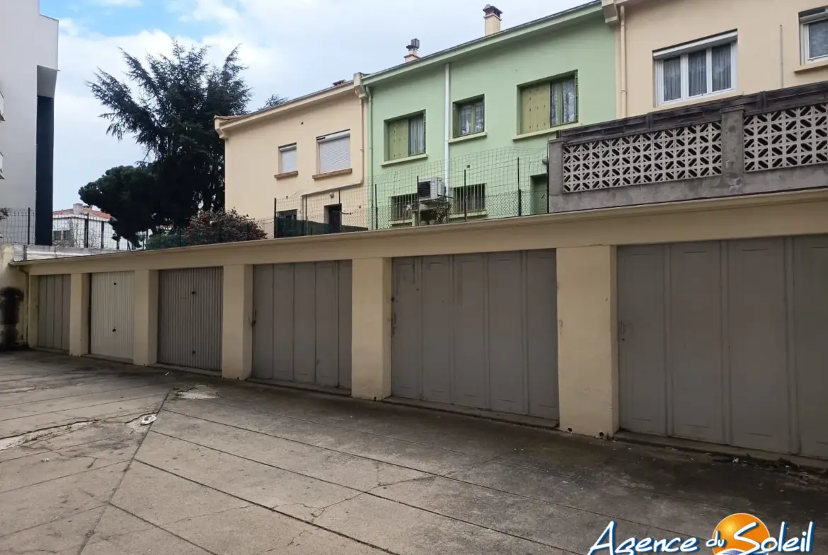 Garage sécurisé à vendre à Perpignan de 14,8 m² proche du Boulevard John Kennedy 