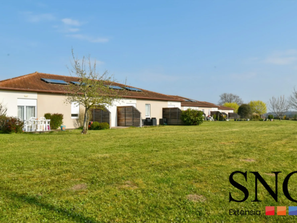 Appartement T3 avec jardin, terrasse et parking à Le Châteaulet