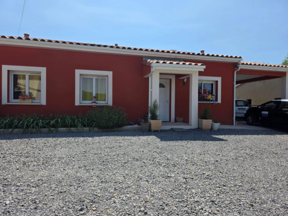 Maison moderne de plain-pied à Ruoms avec terrain de 598 m², investissement locatif sécurisé