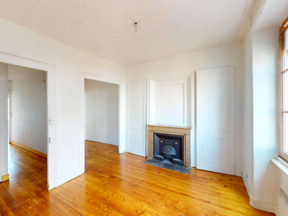 Appartement de 53 m² à Lyon 6, proximité métro Massena, à rénover