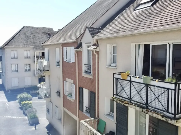 Appartement duplex F4 de 85 m² avec balcon et garage à Montlhéry