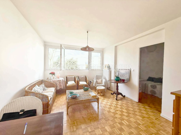 Appartement T4 de 64 m² rénové à Lyon 5ème avec parking et cave