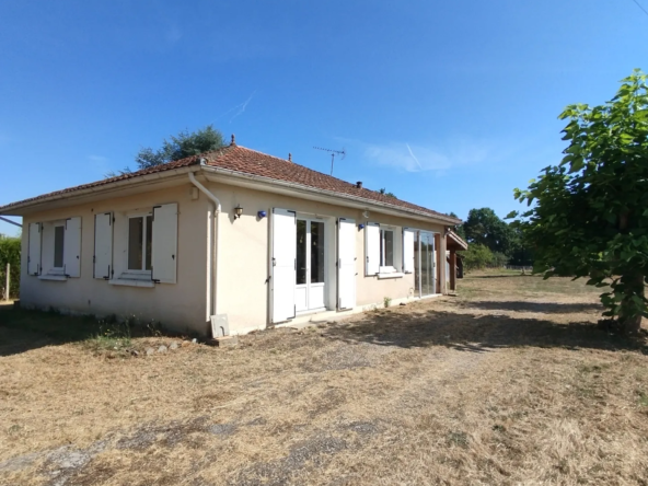Maison à rénover avec terrain constructible à Saint Serein sur l'Isle