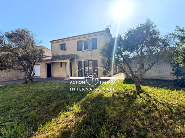 Villa à rénover avec dépendance à Arles - Quartier recherché