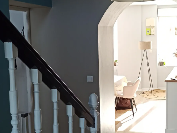 Exceptionnelle maison 8 pièces avec piscine et jardin à Saint-Florent-sur-Cher