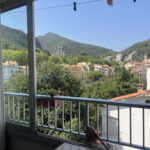 F2 à vendre à Amélie-les-Bains avec vue dégagée, cave et garage