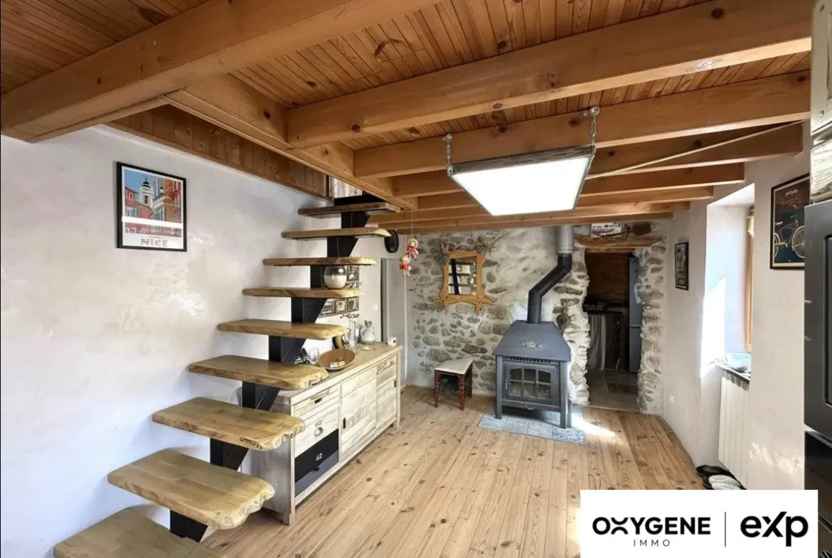 Maison en pierre authentique à Fuilla, proche ski et nature, 98 m² 