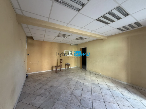 À vendre ancienne boulangerie de 104 m² à Dallet – Potentiel d’aménagement exceptionnel