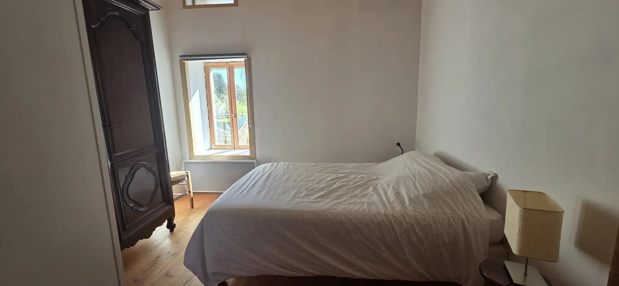 Maison en pierre rénovée de 120 m² avec terrain à Vernoux-en-Vivarais 