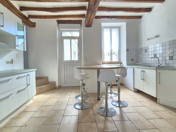 Maison à vendre proche de Candé avec jardin et garage