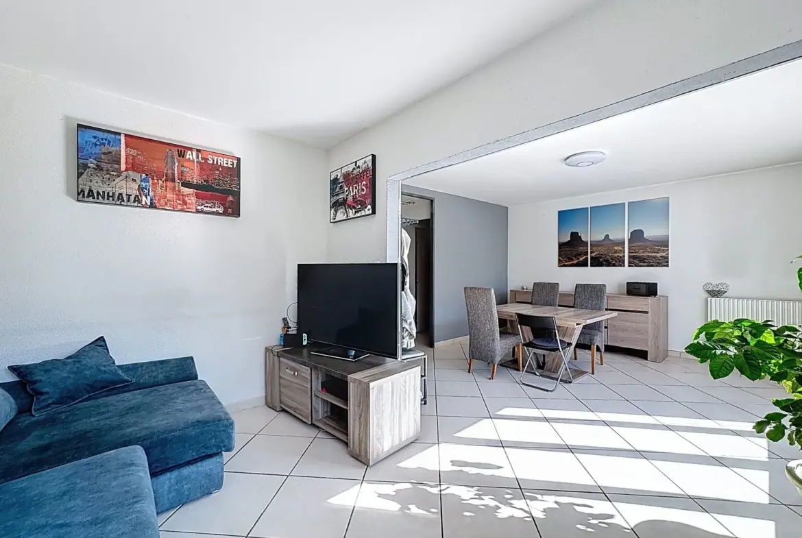 Appartement T4 de 73 m² avec balcon au Pont-de-Claix - Lumineux et proche commodités 