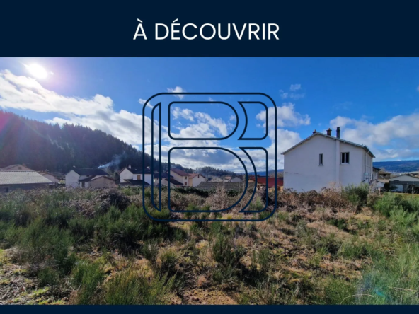 Terrain constructible avec vue dégagée à proximité d'Ambert