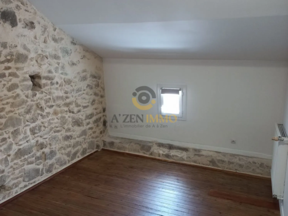 Maison de ville rénovée avec 3 chambres à Bressuire, investissement rentable